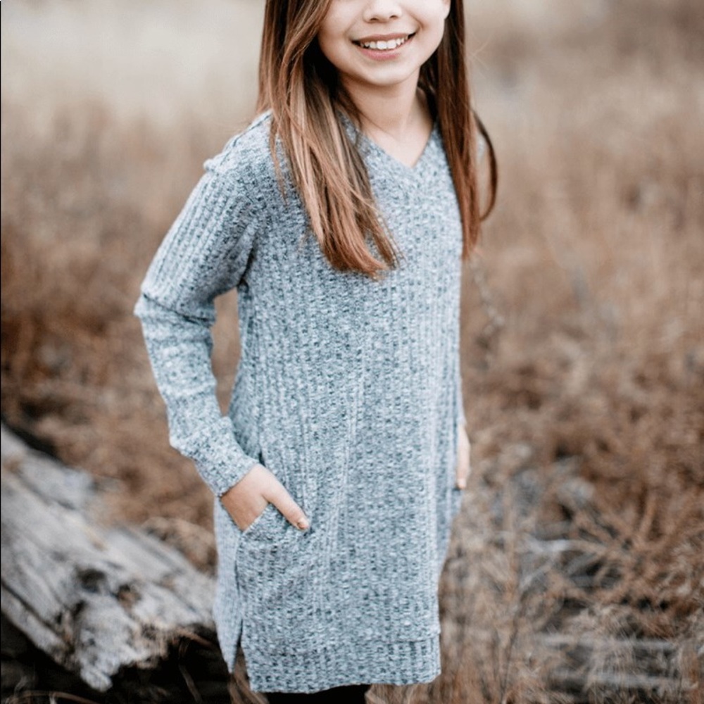🌸Girls boutique Pocket sweater in charcoal